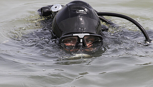 На Ямале перевернулась моторная лодка, погиб ребенок