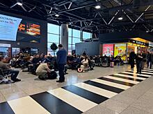 В Шереметьево ответили на историю с надувными матрасами