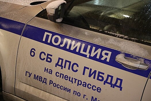 В Москве водитель открыл огонь по автомобилю