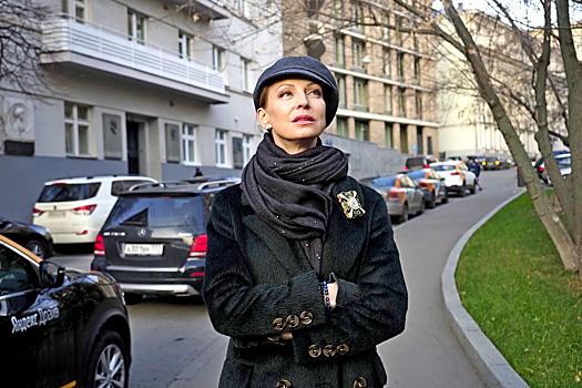 Илзе Лиепа показала свою квартиру и дом, где выросла