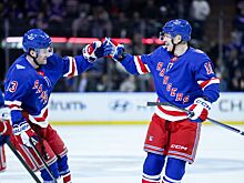 Артемий Панарин обошёл Ковалёва по передачам в НХЛ и сравнялся по очкам с Дацюком