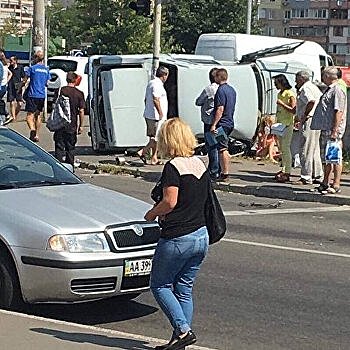 Нерегулируемое движение: Стало известно, почему «Волга» врезалась в толпу в Киеве