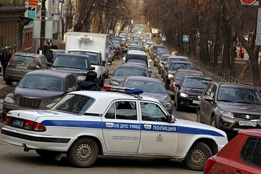 Одностороннее движение вводится на улицах Ашхабадской и Ломоносова