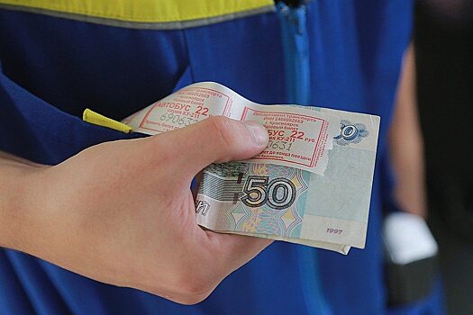 В Балакове уволили пнувшую пенсионера кондуктора в маршрутке