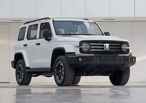 На дорогах заметили новый электрический Tank 300