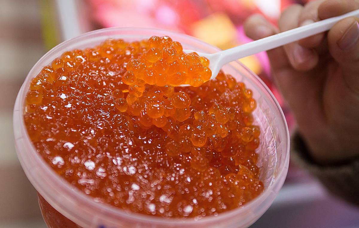 Срок годности икры. Можно ли отравиться икрой симптомы. Отравление рыбной икрой симптомы. Ботулизм баночных консервов. Можно ли отравиться икрой симптомы.