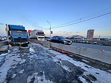 В Новосибирской области после столкновения с фурой погиб 19-летний юноша