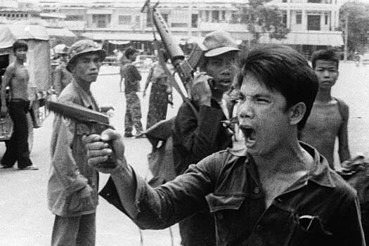 Кровавые казни, массовый голод и отмена денег. Как 50 лет назад в Камбодже начался самый жестокий социальный эксперимент XX века