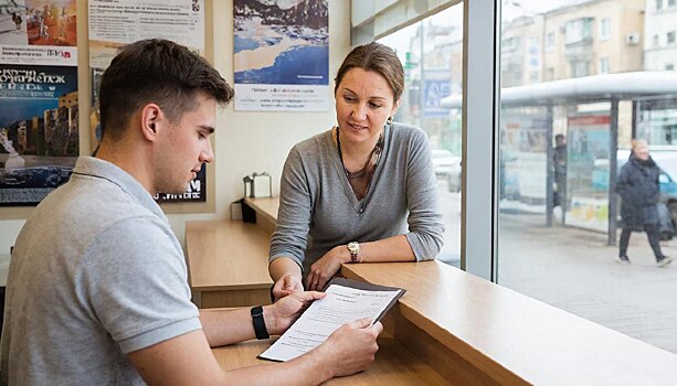 Туроператора наказали за удержание с туриста сервисного сбора