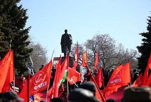 Стало известно, когда омские коммунисты официально назовут своих кандидатов в депутаты Заксобрания и ...