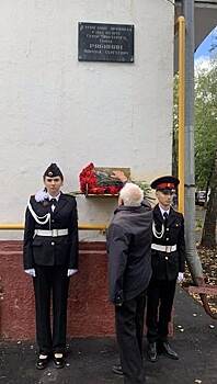 Памятную доску Герою Советского Союза Николаю Рябинину отреставрировали на Окской