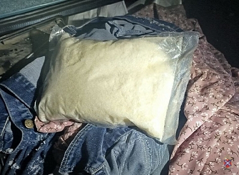 Волгоградские полицейские задержали подозреваемых в сбыте наркотиков