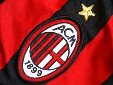 Защитник "Милана" повторил рекорд Серии А по числу красных карточек за сезон