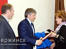 «Высокая явка – это и ваша заслуга». В Дзержинске наградили торговцев на избирательных участках