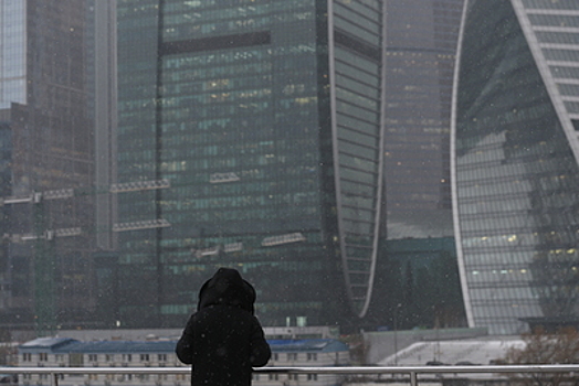 Видимость в Москве ухудшилась из‑за сильного тумана