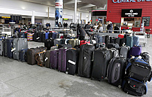 СМИ: в главном аэропорту Нью-Йорка пассажирам не вернули 4,6 тыс. единиц багажа