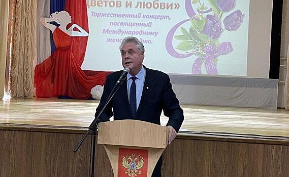 Депутаты оспорили в суде законность избрания Кожухова главой Золотухинского района