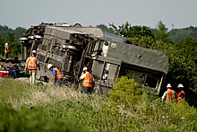 В США при крушении поезда погибли три человека