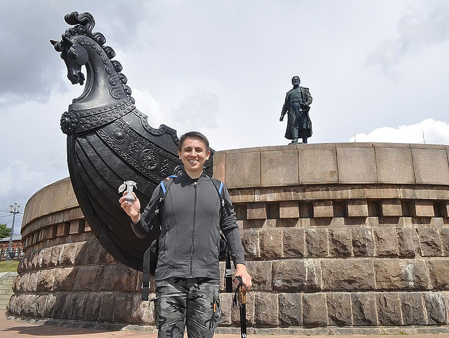 Петербуржец Евгений Кузнецов идёт пешком в Индию по маршруту тверского купца Афанасия Никитина