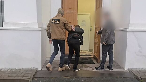 В Удмуртии задержали двух человек по подозрению в незаконной легализации мигрантов