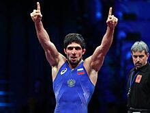 Чемпион России Даурен Куруглиев завоевал золото ЧЕ-2023 по борьбе в составе сборной Греции