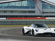 Aston Martin обновил суперкар Valhalla ещё до начала производства