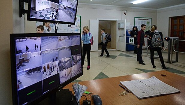 Дети не любят пункты охраны и турникеты на входе