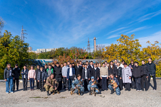 Крымские школьники открыли для себя мир кинологии