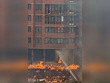 «Стекла трескаются и выпадают из окон»: в Краснодаре произошел пожар на стройке ЖК «Рекорд»