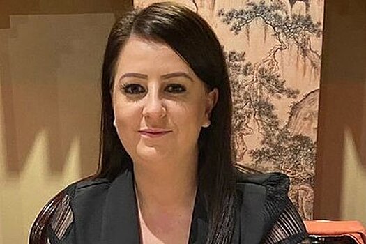 Женщина начала страдать от неконтролируемого смеха из-за редкого заболевания