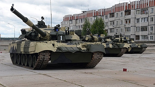 Делегация из Китая посетила Кантемировскую танковую дивизию ЗВО в Подмосковье