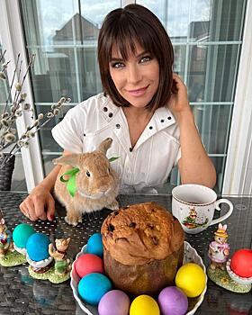 Звезды шоу-бизнеса поздравляют с Пасхой и показывают свои куличи