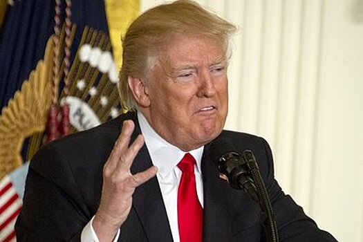 Трамп перечислил все "фальшивые" СМИ