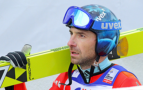 Российский прыгун на лыжах с трамплина Васильев не намерен завершать карьеру