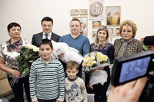 Воробьев: пять центров материнства и детства откроются в Московской области до конца года