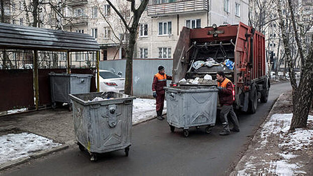 Томские власти намерены штрафовать водителей за помехи мусоровозам