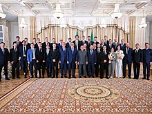 23-й титул мужчин и пятая победа женщин: раис Татарстан чествовал хоккеистов на траве в Кремле