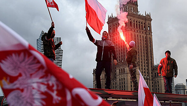 Праздник непослушания. Почему Польша так уверенно спорит с ЕС