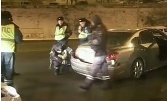 Во Владивостоке полицейские устроили «голливудскую» погоню за лихачом