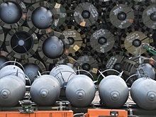 Сборку бомбы с УМПК показали на видео