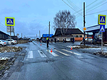 На Урале водитель отвлекся на разговор и насмерть сбил школьницу на переходе