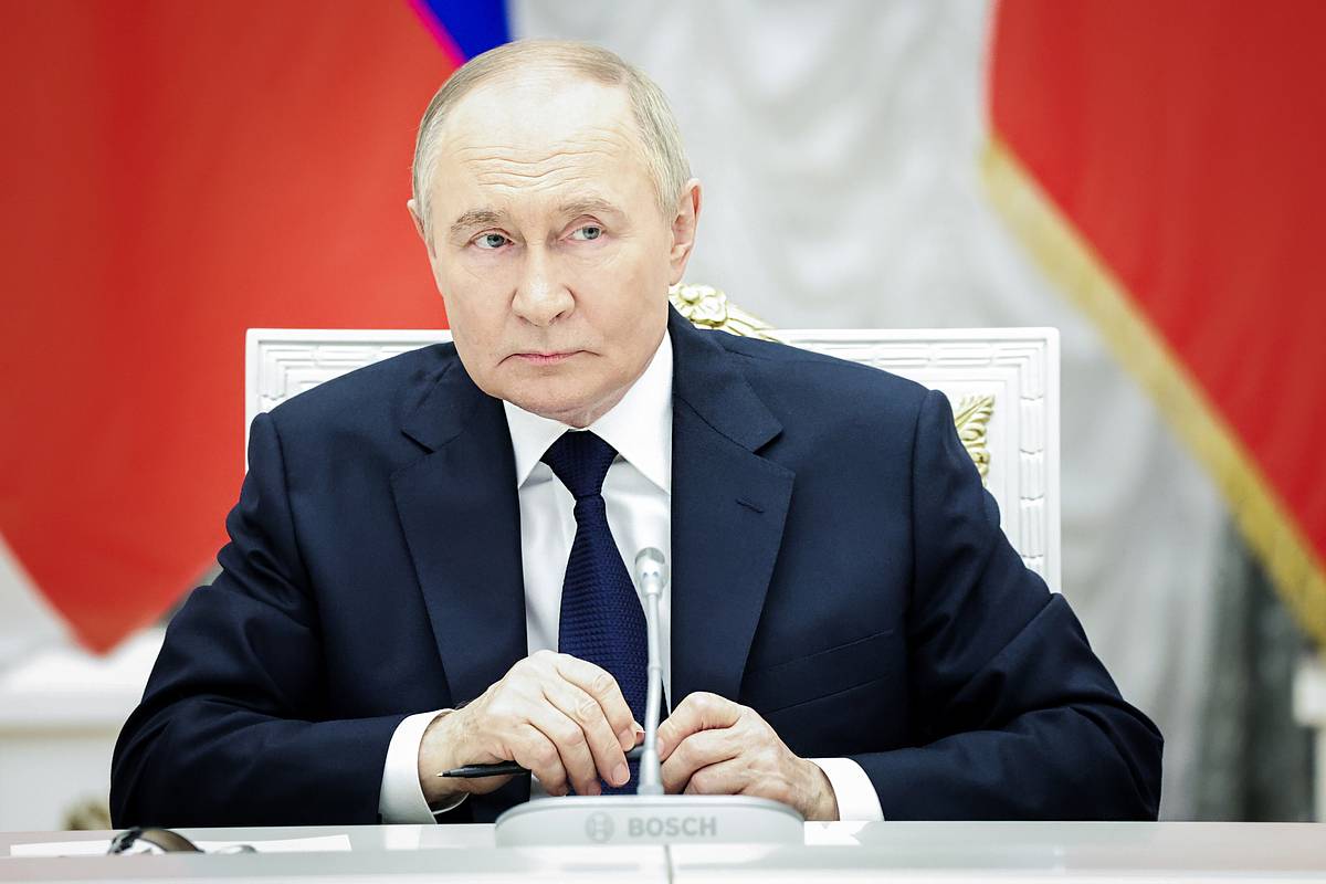 Путин присвоил аэропорту в Нерюнгри имя первого секретаря Якутского обкома КПСС