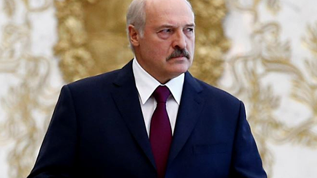 Лукашенко на глазах у американцев отказался от военной базы РФ