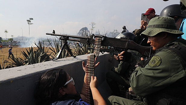 Стрельба на улицах Каракаса, есть пострадавшие