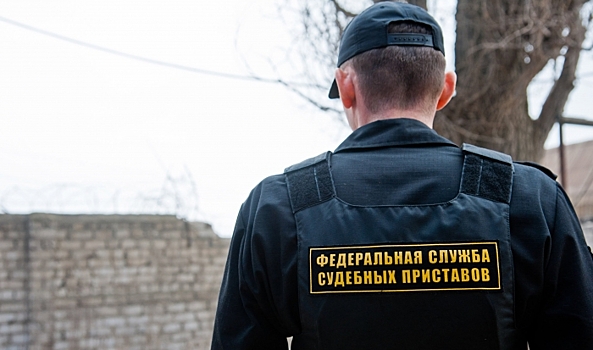 Приставы заставили волгоградца с 118 штрафами погасить задолженность