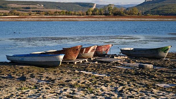 "...На растрескавшейся земле". Бахчисарайское водохранилище сегодня