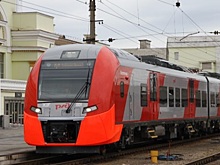 В Свердловской области десятки детей вынуждены были ехать в поезде «Ласточка», сидя на полу