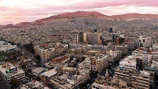 МО РФ сообщило о сброшенной израильской бомбе на жилой дом в Дамаске