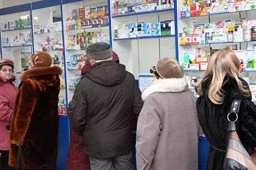 Сбербанк: за неделю траты россиян на лекарства выросли более чем на треть