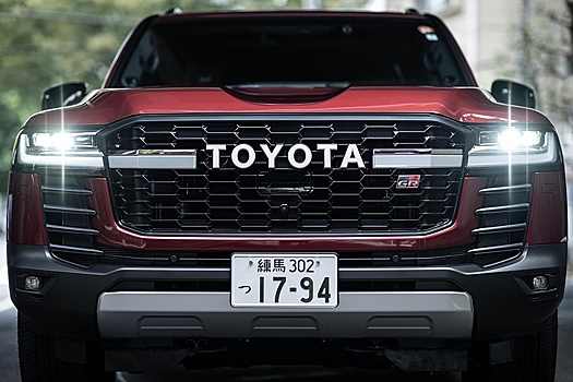 Toyota грозит вернуться в РФ: компания регистрирует новые товарные знаки